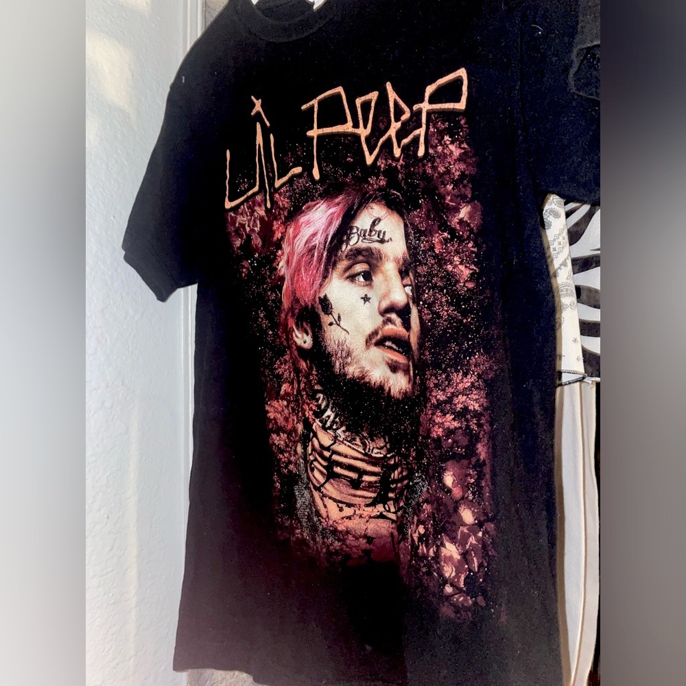 Tultex lil peep tee size small fits like a medium